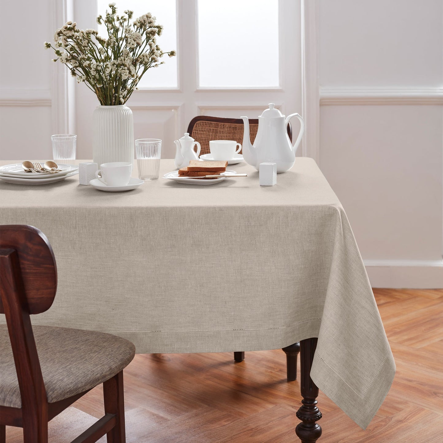 Medium Weight Hemstitch Tablecloth