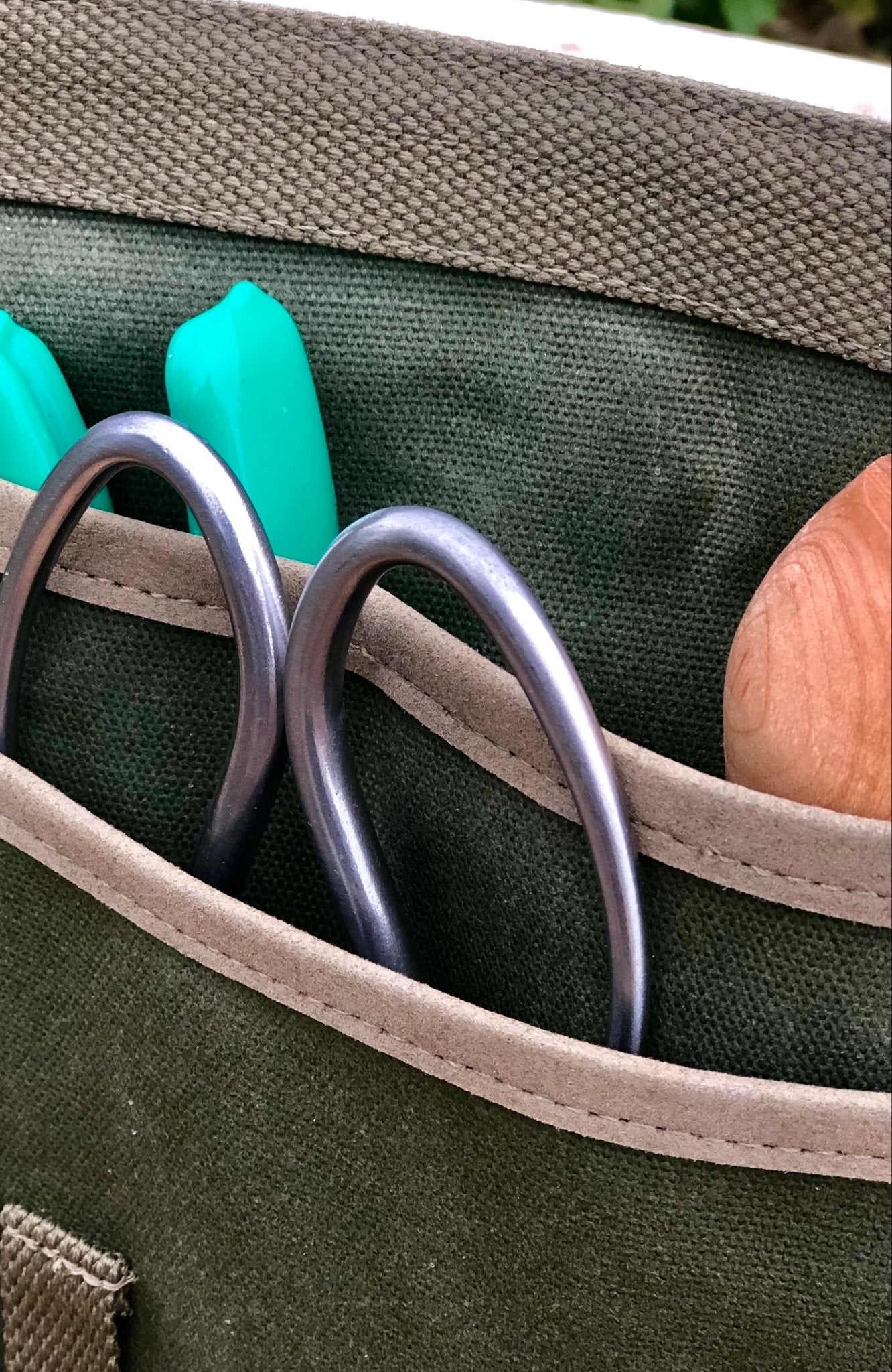 Waxed Canvas Garden Tool Belt